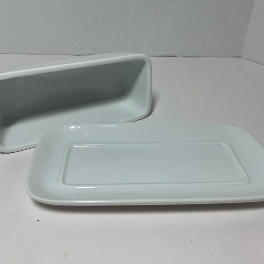 Butter Dish with lid